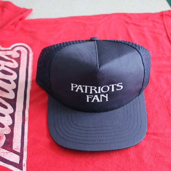 New England Patriots Tee and Patriots fan hat - Picture 5 of 6